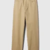 Moderne, locker sitzende Khakis