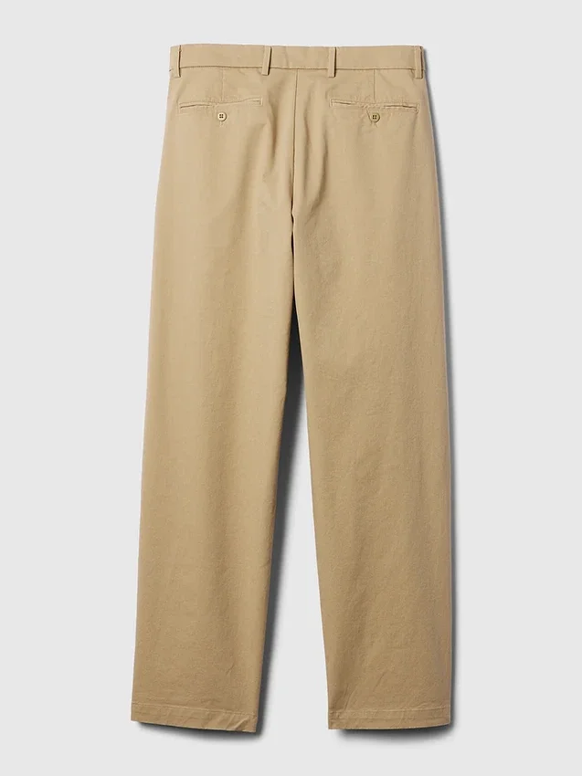 Moderne, locker sitzende Khakis