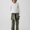 Moderne, lockere Khakis in gerader Passform für Kinder