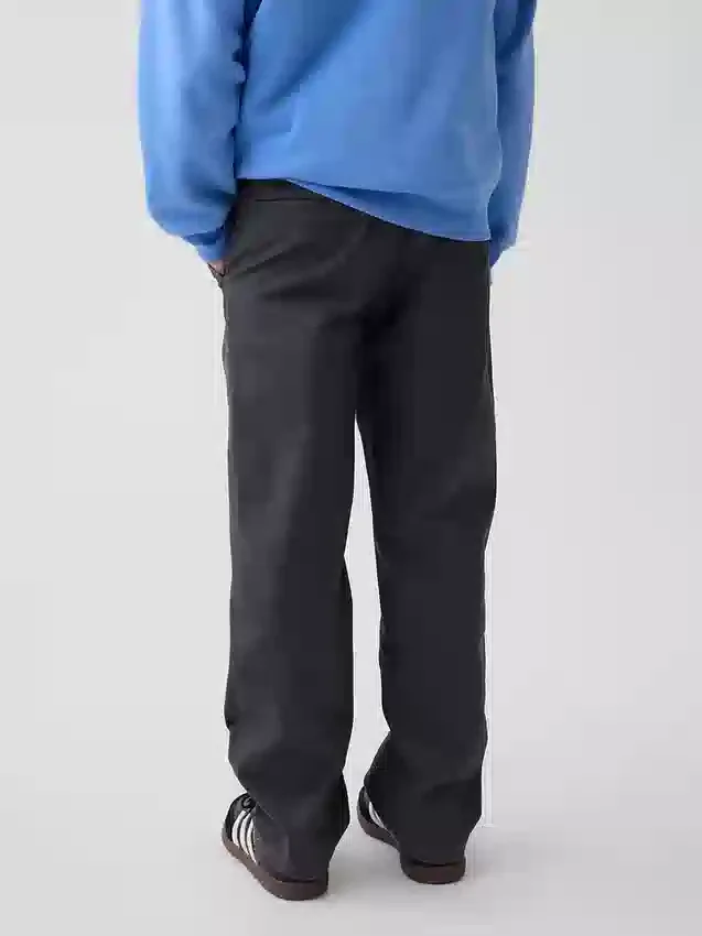 Moderne, lockere Khakis in gerader Passform für Kinder