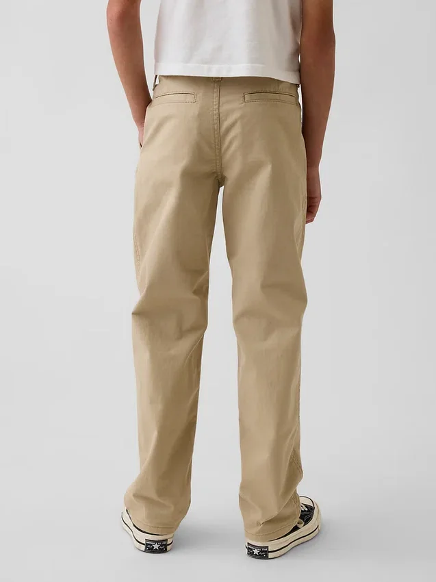 Moderne, lockere Khakis in gerader Passform für Kinder