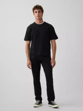 Moderne, schmal geschnittene Khakis