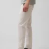 Moderne, schmal geschnittene Khakis