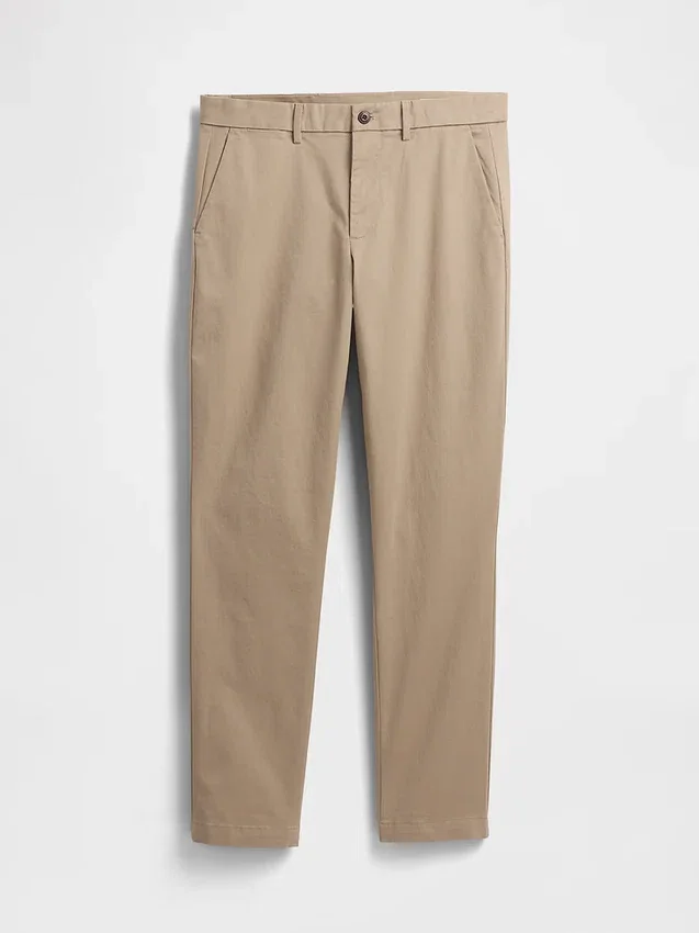 Moderne, schmal geschnittene Khakis