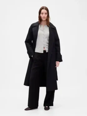 Moderne Strickjacke mit Rundhalsausschnitt