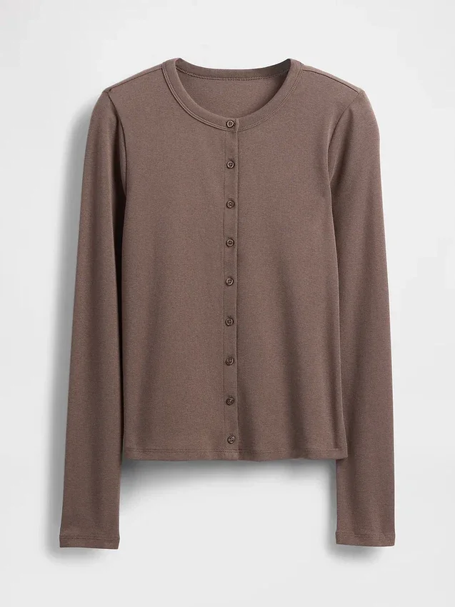 Moderne Strickjacke mit Rundhalsausschnitt