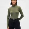 Moderner Rollkragenpullover