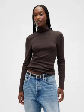 Moderner Rollkragenpullover