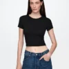 Modernes Crop-T-Shirt