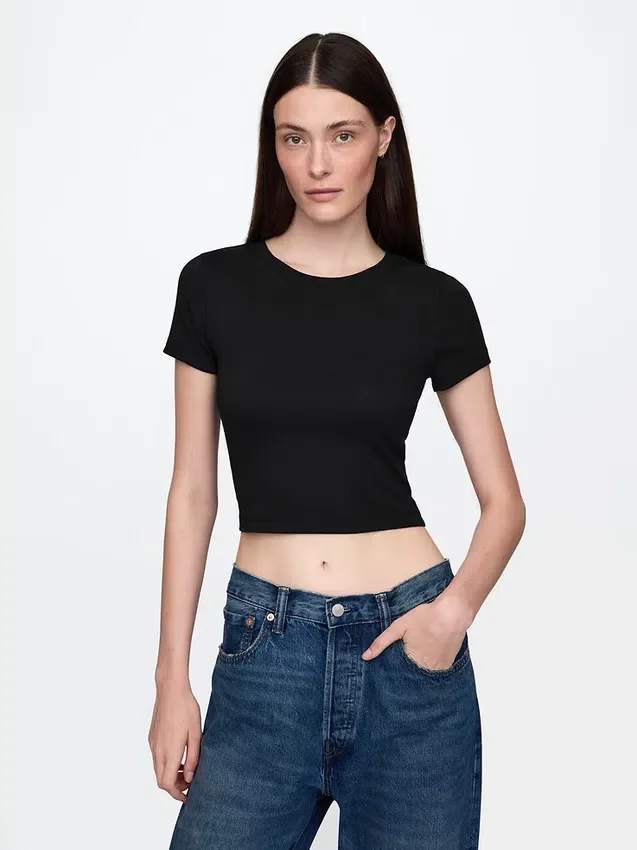 Modernes Crop-T-Shirt