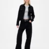 Modernes Crop-T-Shirt