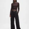 Modernes Crop-T-Shirt