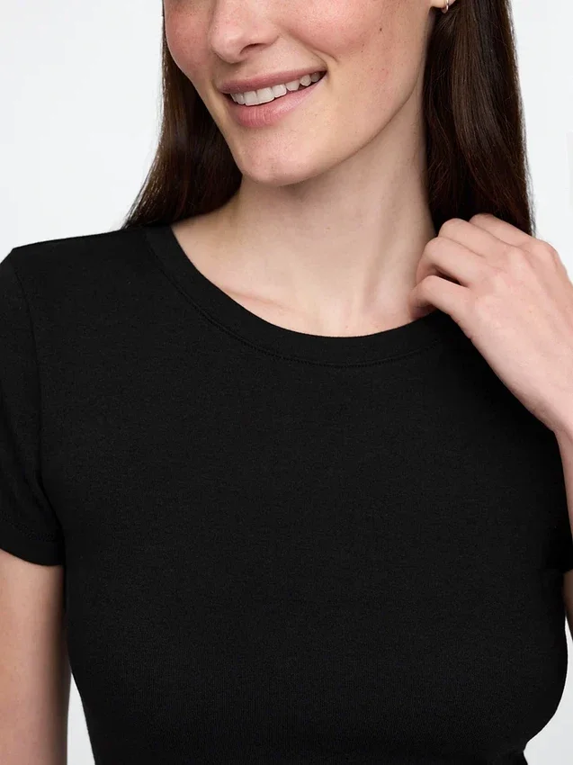 Modernes Crop-T-Shirt