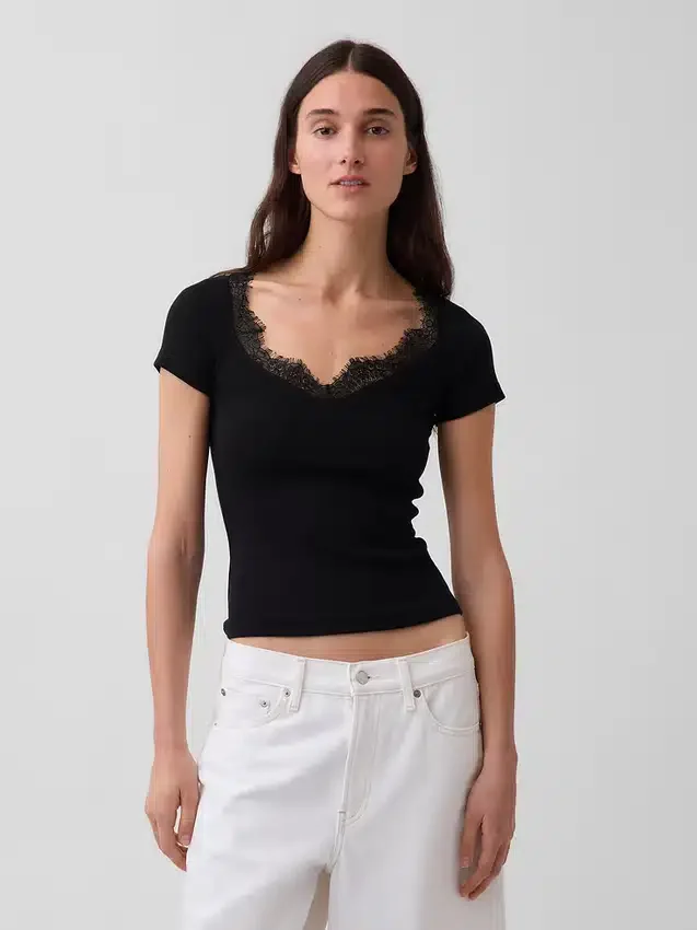 Modernes Crop-Top mit Spitzenbesatz