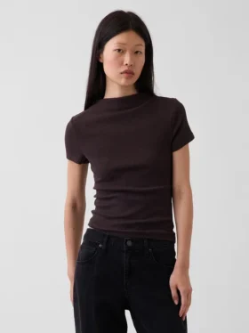 Modernes, geripptes Crop-T-Shirt mit Stehkragen
