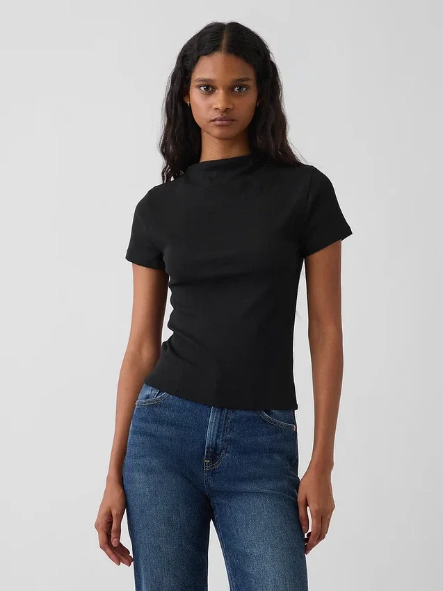 Modernes, geripptes Crop-T-Shirt mit Stehkragen