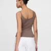Modernes, kurz geschnittenes Cami-Top