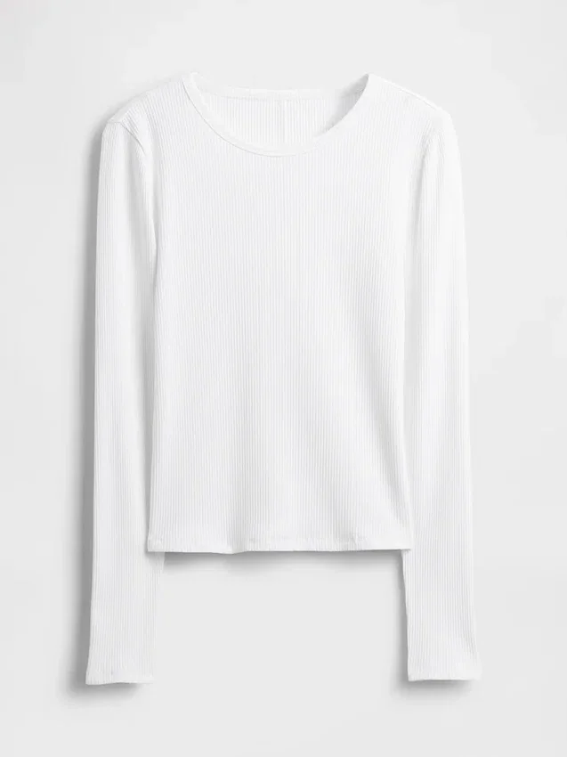 Modernes, kurz geschnittenes T-Shirt mit Rippbündchen