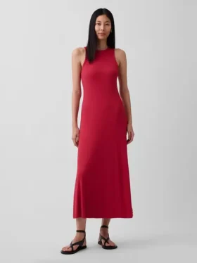 Modernes Maxikleid mit geripptem integrierten BH