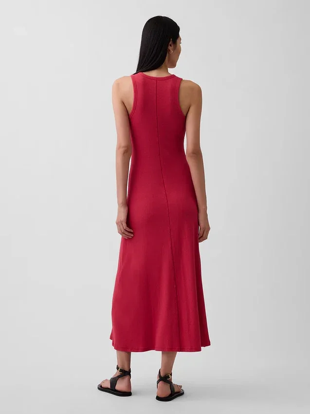 Modernes Maxikleid mit geripptem integrierten BH