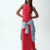 Modernes Maxikleid mit geripptem integrierten BH