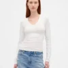 Modernes Rippstrick-T-Shirt