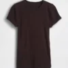 Modernes Rippstrick-T-Shirt