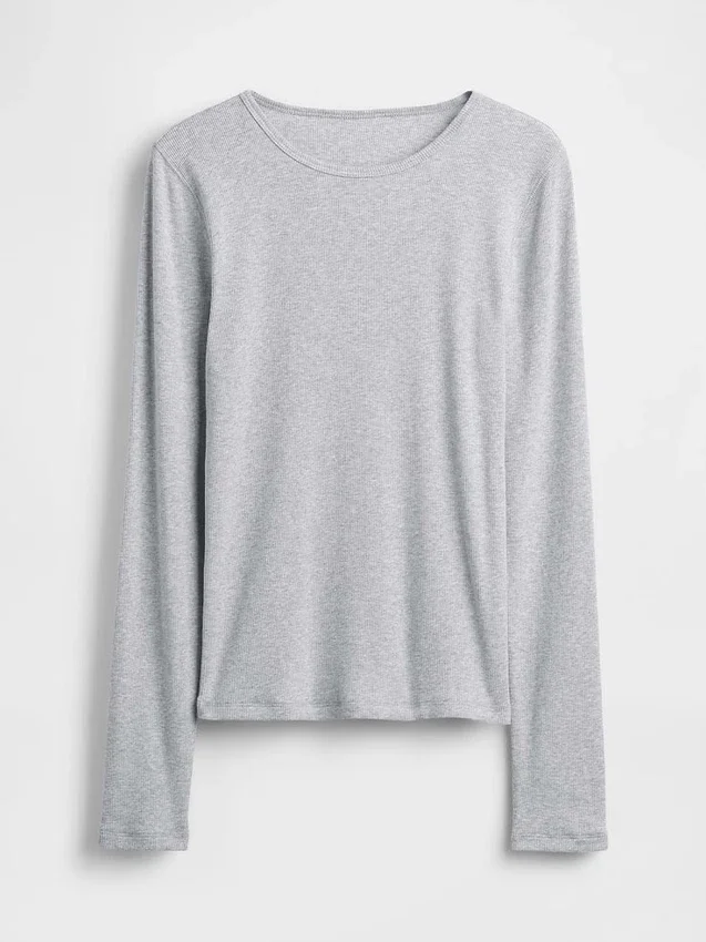 Modernes Rippstrick-T-Shirt