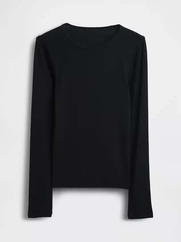 Modernes Rippstrick-T-Shirt