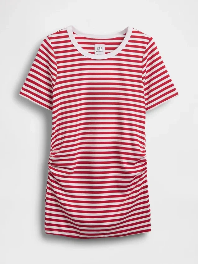 Modernes T-Shirt für Umstandsmode mit Rundhalsausschnitt