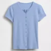 Modernes T-Shirt mit Rippbündchen und Knopfleiste