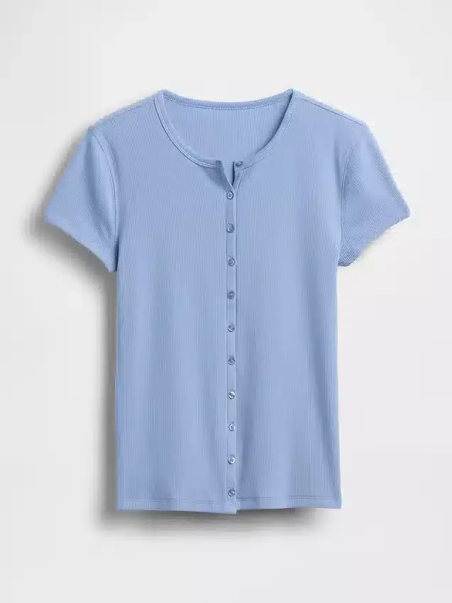 Modernes T-Shirt mit Rippbündchen und Knopfleiste