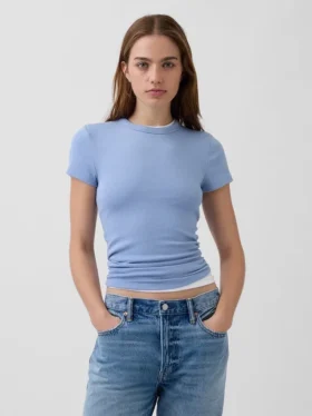Modernes T-Shirt mit Rundhalsausschnitt