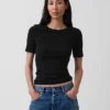 Modernes T-Shirt mit Rundhalsausschnitt