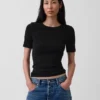 Modernes T-Shirt mit Rundhalsausschnitt