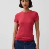 Modernes T-Shirt mit Rundhalsausschnitt