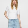 Modernes T-Shirt mit Rundhalsausschnitt