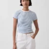 Modernes T-Shirt mit Rundhalsausschnitt