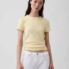 Modernes T-Shirt mit Rundhalsausschnitt