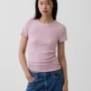 Modernes T-Shirt mit Rundhalsausschnitt