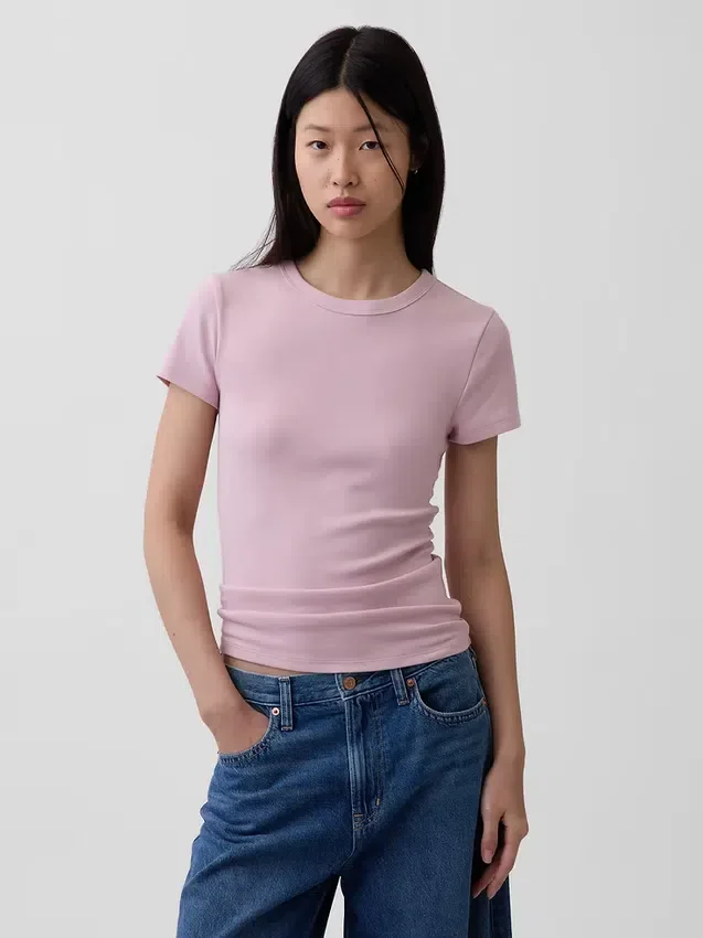 Modernes T-Shirt mit Rundhalsausschnitt