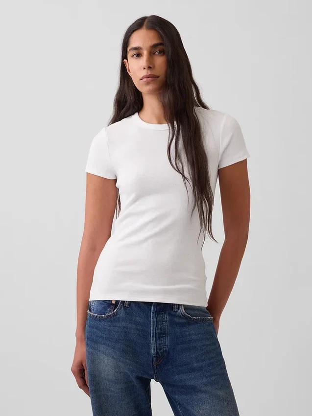 Modernes T-Shirt mit Rundhalsausschnitt
