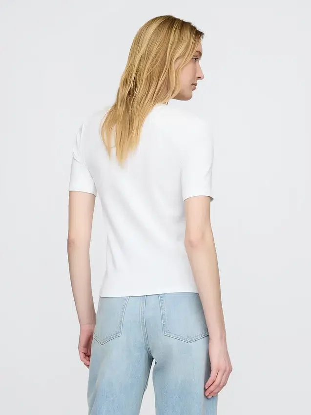 Modernes T-Shirt mit Rundhalsausschnitt