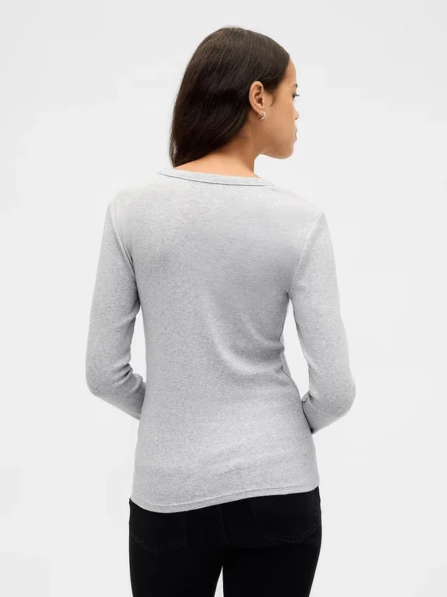 Modernes T-Shirt mit Rundhalsausschnitt