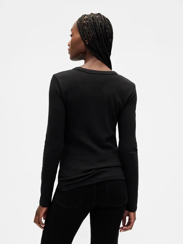 Modernes T-Shirt mit Rundhalsausschnitt