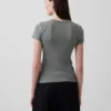 Modernes T-Shirt mit Rundhalsausschnitt