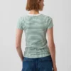 Modernes T-Shirt mit Rundhalsausschnitt