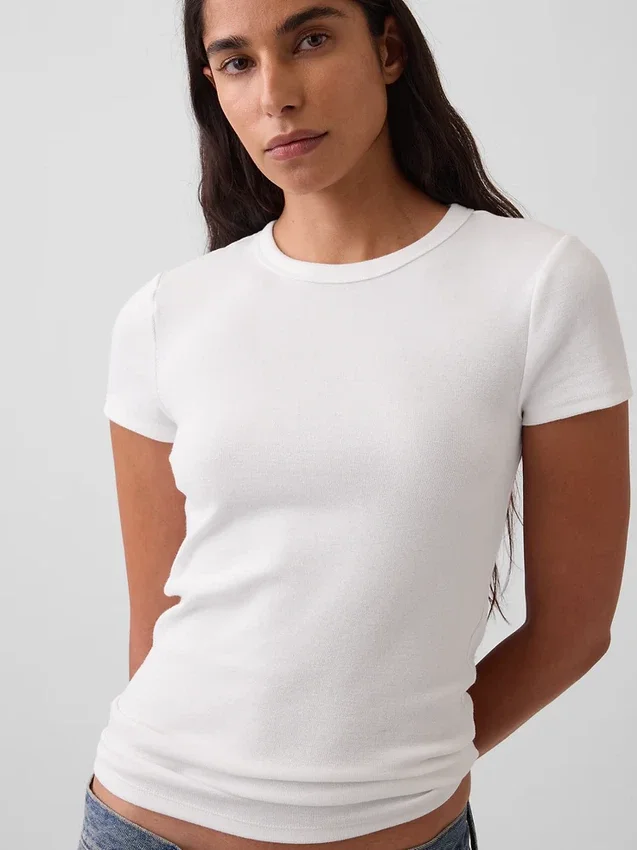 Modernes T-Shirt mit Rundhalsausschnitt