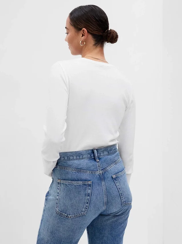 Modernes T-Shirt mit Rundhalsausschnitt