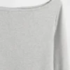 Modernes T-Shirt mit U-Boot-Ausschnitt